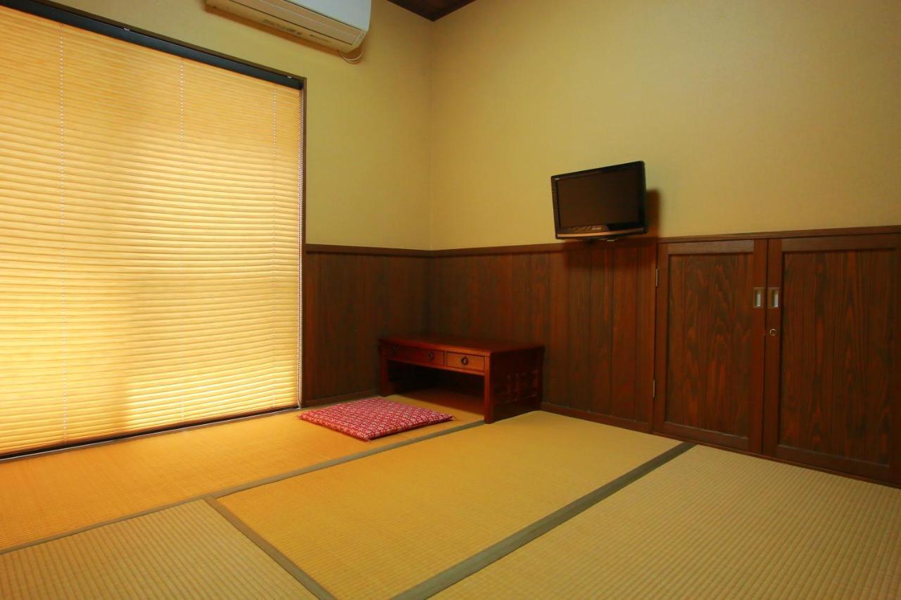 Family Ryokan Kawakyu With Showa Retro, Private Hot Spring Ibusuki Exteriér fotografie