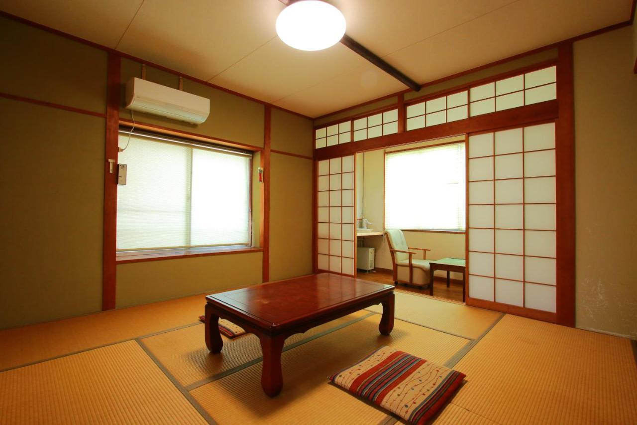 Family Ryokan Kawakyu With Showa Retro, Private Hot Spring Ibusuki Exteriér fotografie